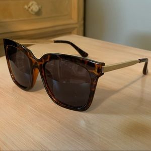 DIFF Bella Sunglasses